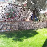 Alya, Spacious 4 Bed With Private Pool Βίλα *