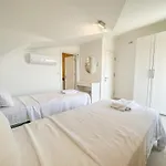 Alya, Spacious 4 Bed With Private Pool Βίλα