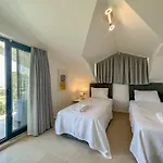 Βίλα Alya, Spacious 4 Bed With Private Pool *