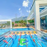 Βίλα Alya, Spacious 4 Bed With Private Pool *