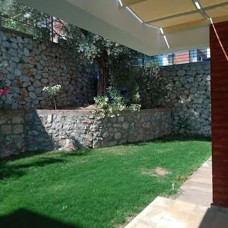 Alya, Spacious 4 Bed With Private Pool Villa Fethiye