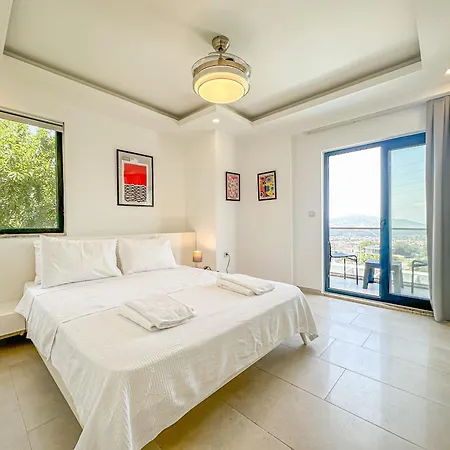 Villa Alya, Spacious 4 Bed With Private Pool Fethiye